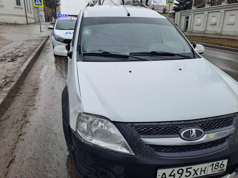 В Чебоксарах под колеса автомашины попал 83-летний пенсионер