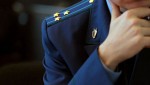 В Чебоксарах осужден таксист, обнаруживший в машине потерянное дорогостоящее драгоценное изделие и сдавший его в ломбард